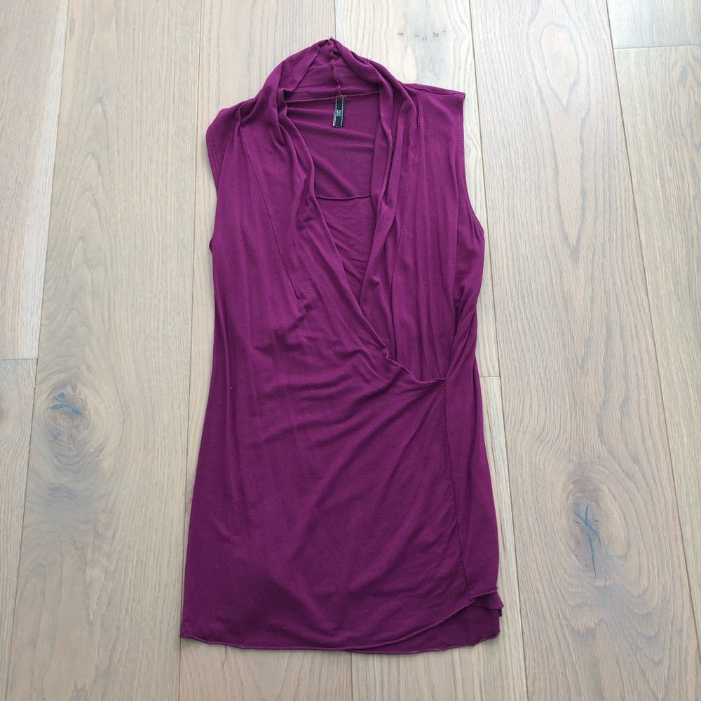 Sleeveless Maternity / Nursing Shirt